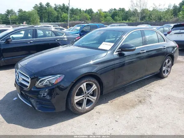 WDDZF4KB3JA441313 2018 MERCEDES-BENZ E-KLASSE - Image 2