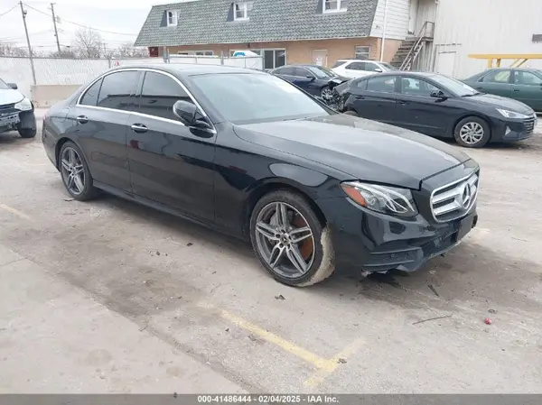 WDDZF4KB3JA476871 2018 MERCEDES-BENZ E-KLASSE - Image 1