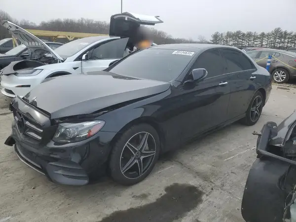 WDDZF4KB3KA509143 2019 MERCEDES-BENZ E-KLASSE - Image 1