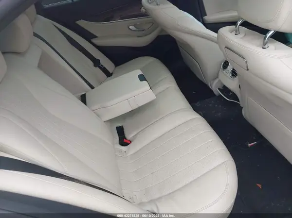 WDDZF4KB3KA551277 2019 MERCEDES-BENZ E-KLASSE - Image 8