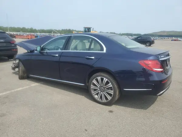 WDDZF4KB4JA458783 2018 MERCEDES-BENZ E-KLASSE - Image 2