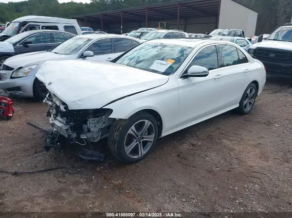 WDDZF4KB4JA472277 2018 MERCEDES-BENZ E-KLASSE - Image 2