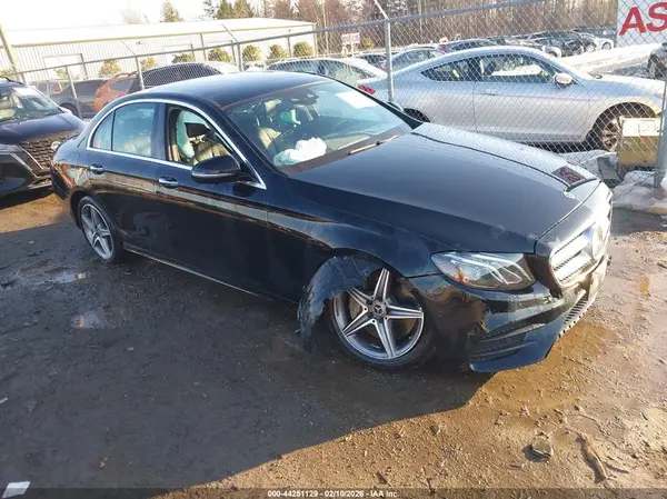WDDZF4KB4KA508339 2019 MERCEDES-BENZ E-KLASSE - Image 1