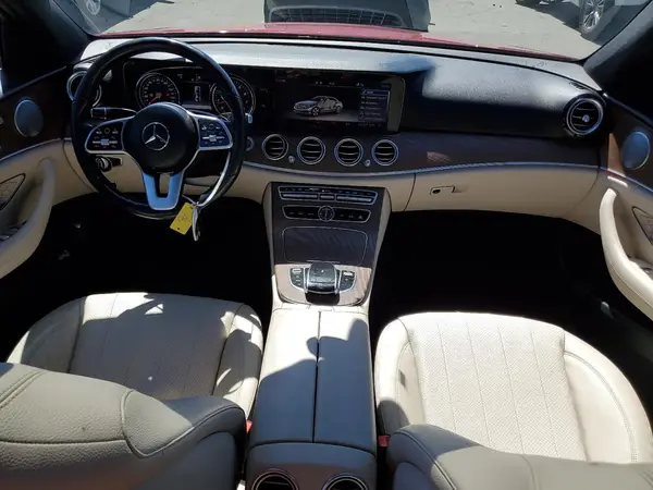 WDDZF4KB4KA567729 2019 MERCEDES-BENZ E-KLASSE - Image 2
