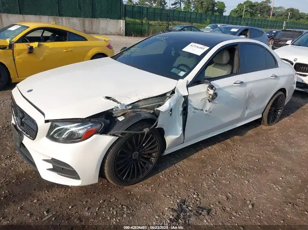 WDDZF4KB4KA668110 2019 MERCEDES-BENZ E-KLASSE - Image 2