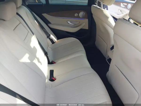 WDDZF4KB4KA668110 2019 MERCEDES-BENZ E-KLASSE - Image 8