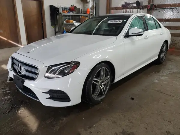 WDDZF4KB4KA673596 2019 MERCEDES-BENZ E-KLASSE - Image 1