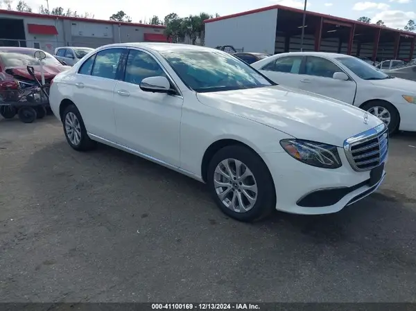 WDDZF4KB4KA686266 2019 MERCEDES-BENZ E-KLASSE - Image 1