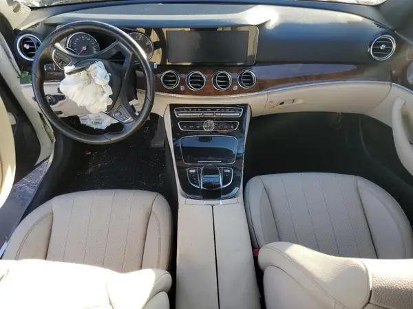 WDDZF4KB5HA034684 2017 MERCEDES-BENZ E-KLASSE - Image 8