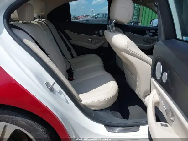 WDDZF4KB5HA127382 2017 MERCEDES-BENZ E-KLASSE - Image 8