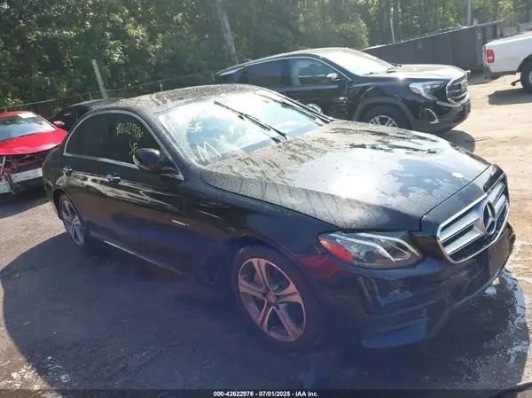 WDDZF4KB5HA170149 2017 MERCEDES-BENZ E-KLASSE - Image 1