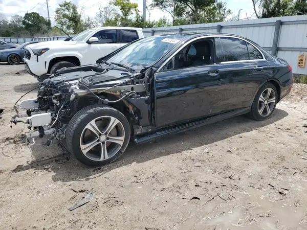 WDDZF4KB5HA181393 2017 MERCEDES-BENZ E-KLASSE - Image 1