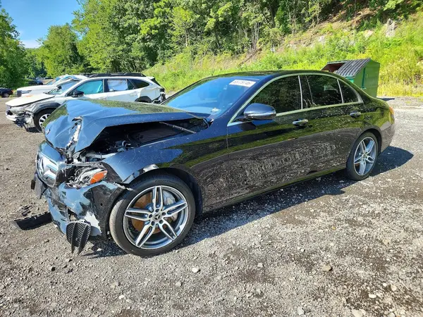 WDDZF4KB5JA356957 2018 MERCEDES-BENZ E-KLASSE - Image 1