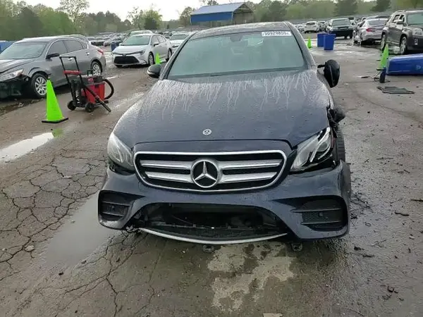 WDDZF4KB5JA387867 2018 MERCEDES-BENZ E-KLASSE - Image 1