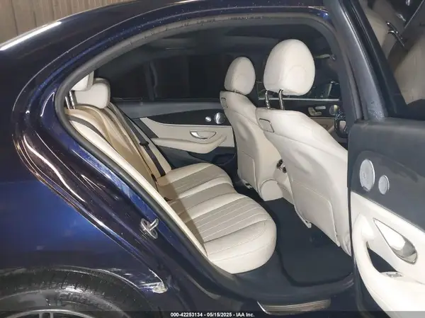 WDDZF4KB5KA563057 2019 MERCEDES-BENZ E-KLASSE - Image 8