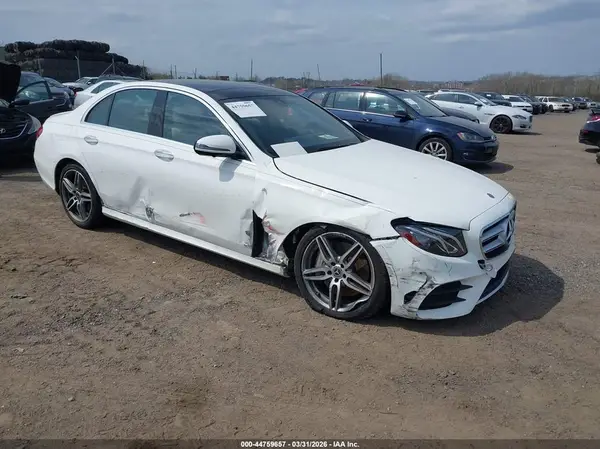 WDDZF4KB5KA617442 2019 MERCEDES-BENZ E-KLASSE - Image 1