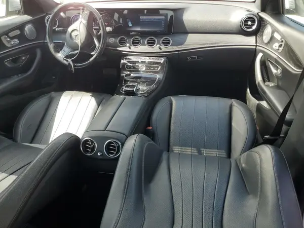 WDDZF4KB6HA070321 2017 MERCEDES-BENZ E-KLASSE - Image 8