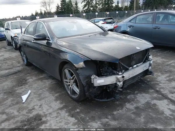 WDDZF4KB6HA136169 2017 MERCEDES-BENZ E-KLASSE - Image 1