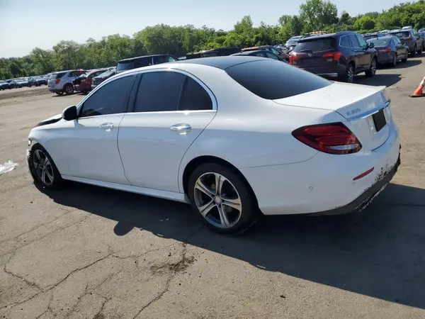 WDDZF4KB6HA147317 2017 MERCEDES-BENZ E-KLASSE - Image 2