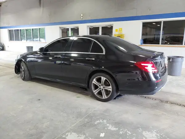 WDDZF4KB6HA161041 2017 MERCEDES-BENZ E-KLASSE - Image 2