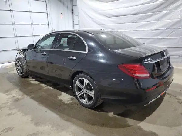 WDDZF4KB6HA166126 2017 MERCEDES-BENZ E-KLASSE - Image 2