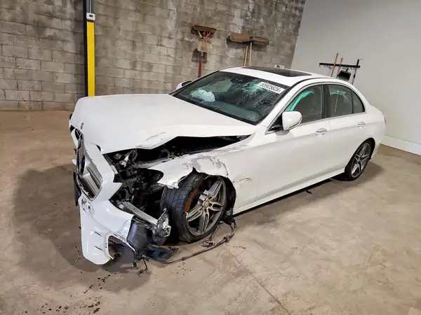WDDZF4KB6HA202140 2017 MERCEDES-BENZ E-KLASSE - Image 1