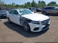 WDDZF4KB6HA212912 2017 MERCEDES-BENZ E-KLASSE