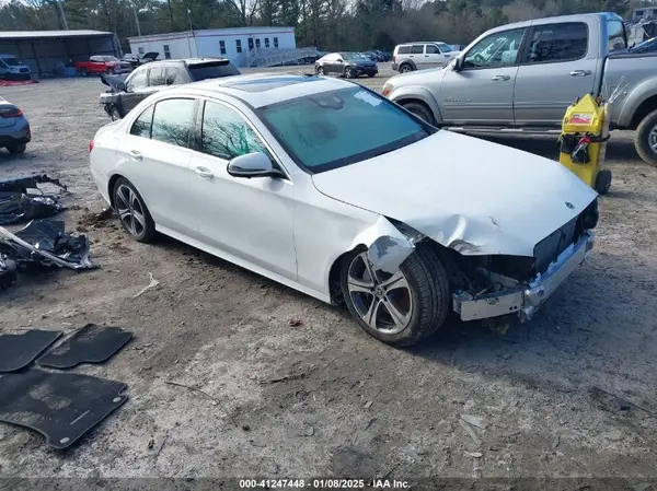 WDDZF4KB6HA262483 2017 MERCEDES-BENZ E-KLASSE - Image 1