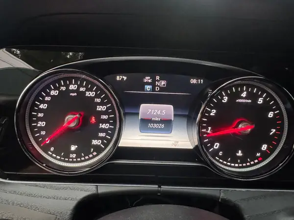 WDDZF4KB6JA404949 2018 MERCEDES-BENZ E-KLASSE - Image 8