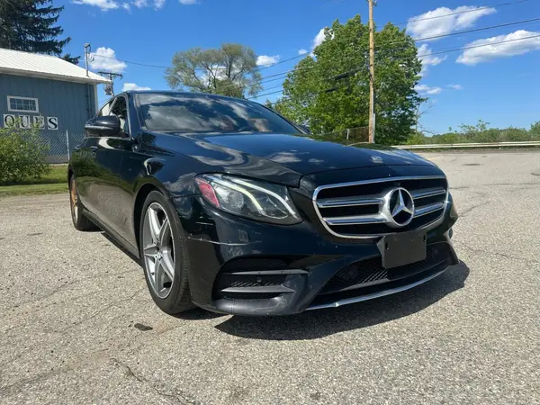WDDZF4KB6KA566954 2019 MERCEDES-BENZ E-KLASSE - Image 1