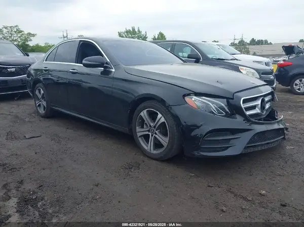 WDDZF4KB6KA625307 2019 MERCEDES-BENZ E-KLASSE - Image 1