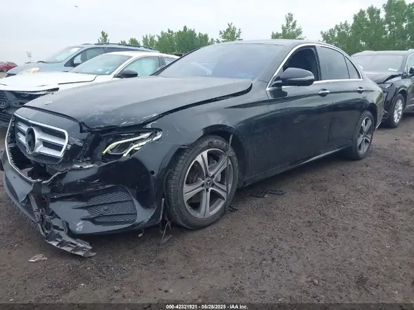 WDDZF4KB6KA625307 2019 MERCEDES-BENZ E-KLASSE - Image 2