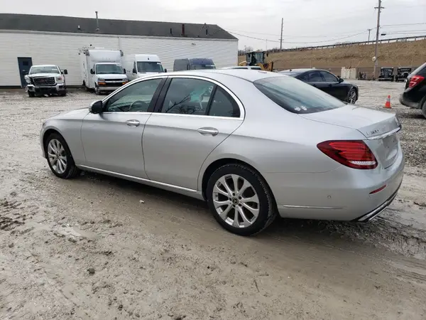 WDDZF4KB6KA635108 2019 MERCEDES-BENZ E-KLASSE - Image 2