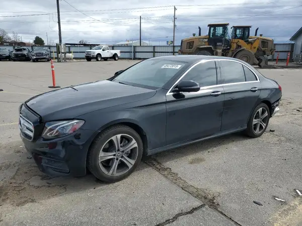 WDDZF4KB6KA648909 2019 MERCEDES-BENZ E-KLASSE - Image 1