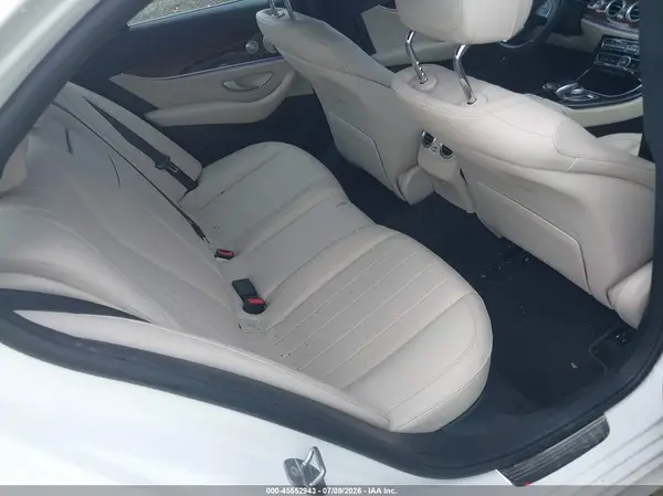 WDDZF4KB7HA025596 2017 MERCEDES-BENZ E-KLASSE - Image 8