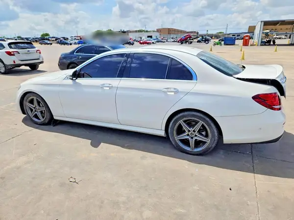 WDDZF4KB7HA036193 2017 MERCEDES-BENZ E-KLASSE - Image 2
