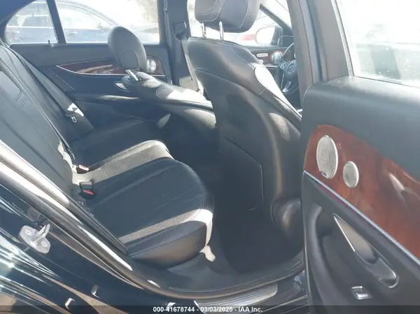 WDDZF4KB7HA065015 2017 MERCEDES-BENZ E-KLASSE - Image 8
