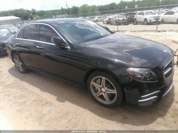 WDDZF4KB7HA073048 2017 MERCEDES-BENZ E-KLASSE - Image 1