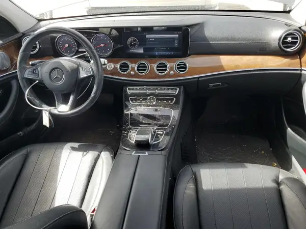 WDDZF4KB7HA159637 2017 MERCEDES-BENZ E-KLASSE - Image 8