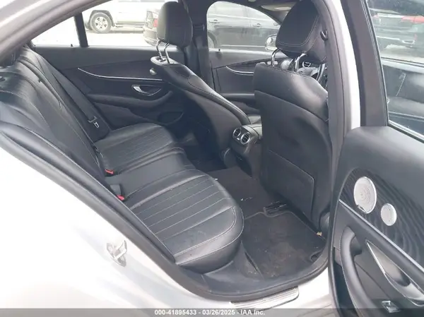 WDDZF4KB7HA206276 2017 MERCEDES-BENZ E-KLASSE - Image 8