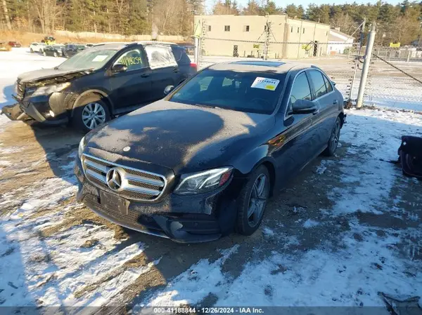 WDDZF4KB7JA337634 2018 MERCEDES-BENZ E-KLASSE - Image 2