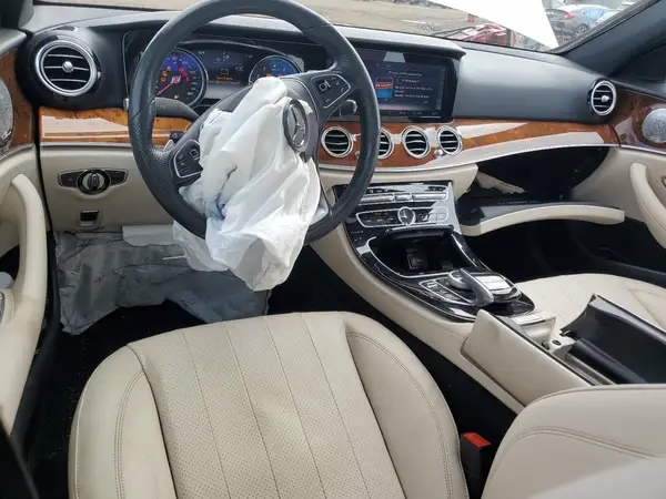 WDDZF4KB7JA363652 2018 MERCEDES-BENZ E-KLASSE - Image 8