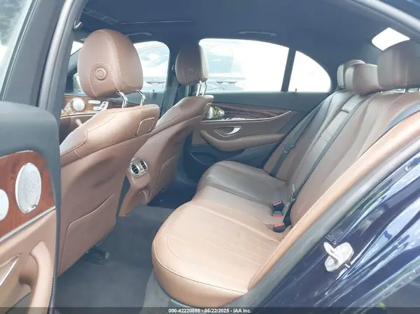 WDDZF4KB7JA432582 2018 MERCEDES-BENZ E-KLASSE - Image 8