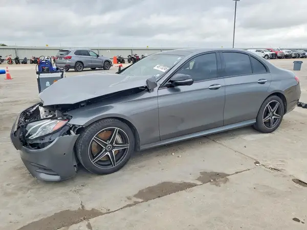 WDDZF4KB7JA452444 2018 MERCEDES-BENZ E-KLASSE - Image 1