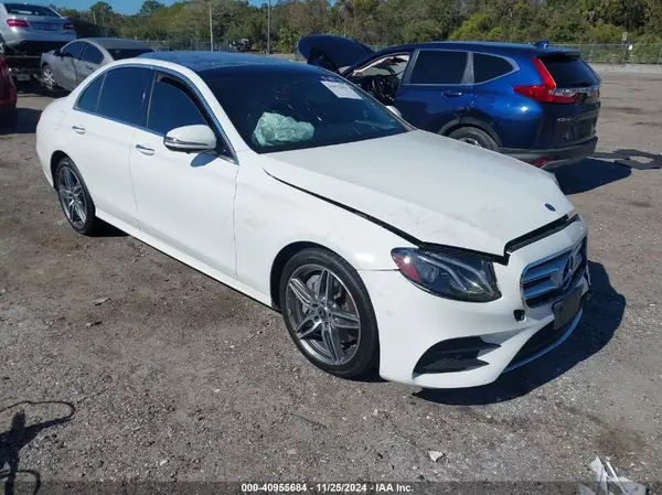 WDDZF4KB7KA489303 2019 MERCEDES-BENZ E-KLASSE - Image 1