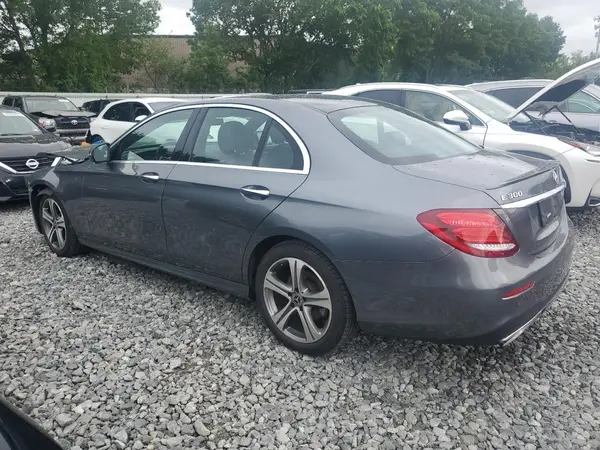 WDDZF4KB7KA553856 2019 MERCEDES-BENZ E-KLASSE - Image 2