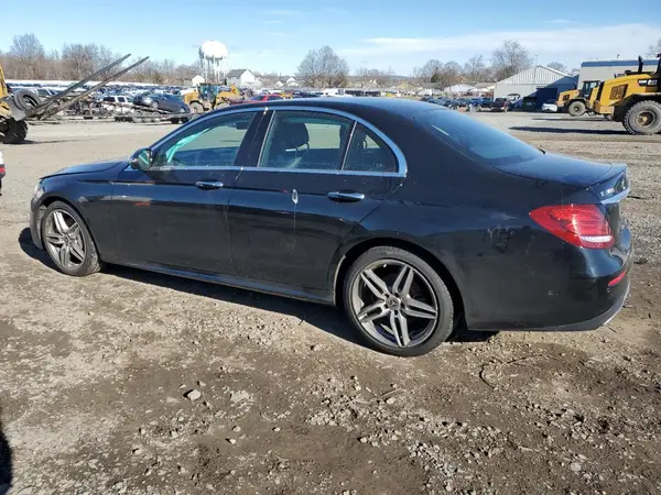 WDDZF4KB7KA593466 2019 MERCEDES-BENZ E-KLASSE - Image 2