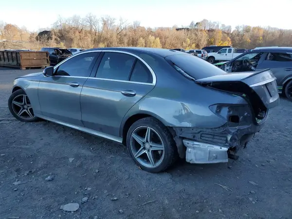 WDDZF4KB8HA063340 2017 MERCEDES-BENZ E-KLASSE - Image 2