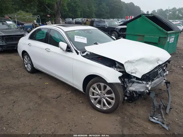 WDDZF4KB8HA065217 2017 MERCEDES-BENZ E-KLASSE - Image 1