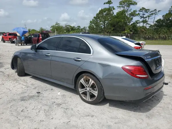 WDDZF4KB8HA140997 2017 MERCEDES-BENZ E-KLASSE - Image 2